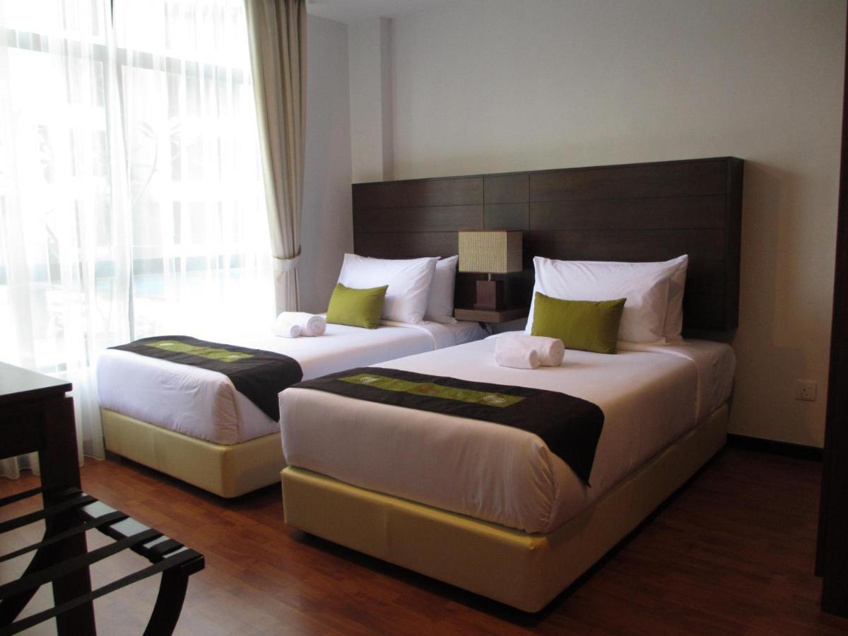 Samsuria Beach Apartment Resort Cherating Exterior foto